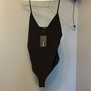 Fashion Nova V-neck Bodysuit